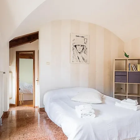A Due Passi Dalle Torri By Wonderful Italy Bologna